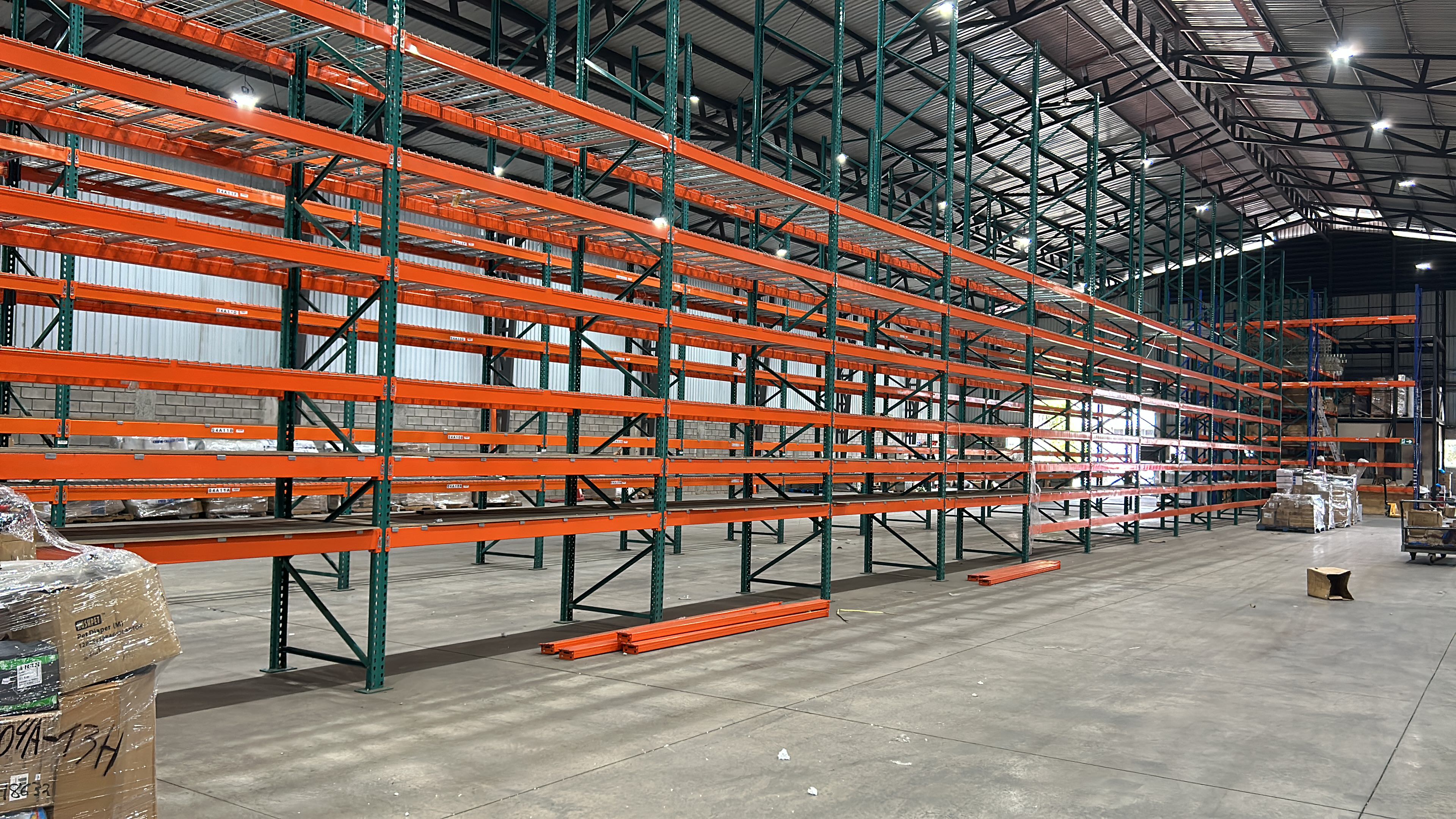 expansive warehouse for sale in san francisco de dos rios view 014.jpg
