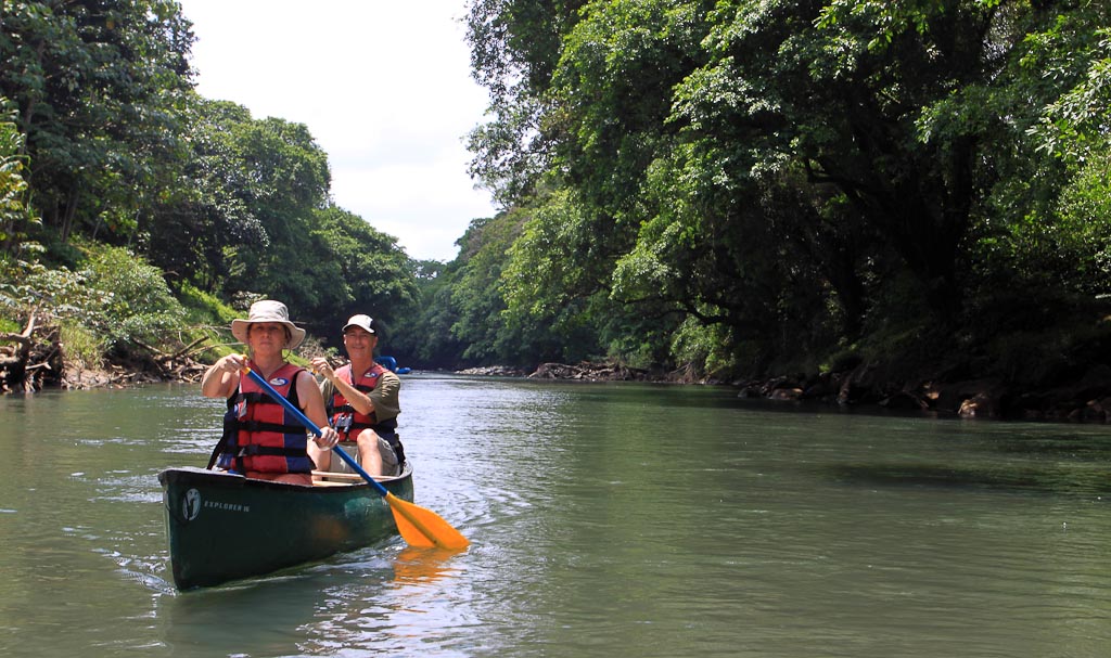 Canoeing on Peñas Blancas River