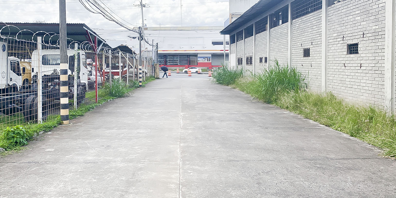 warehouse and office complex for sale in uruca view 010.jpg