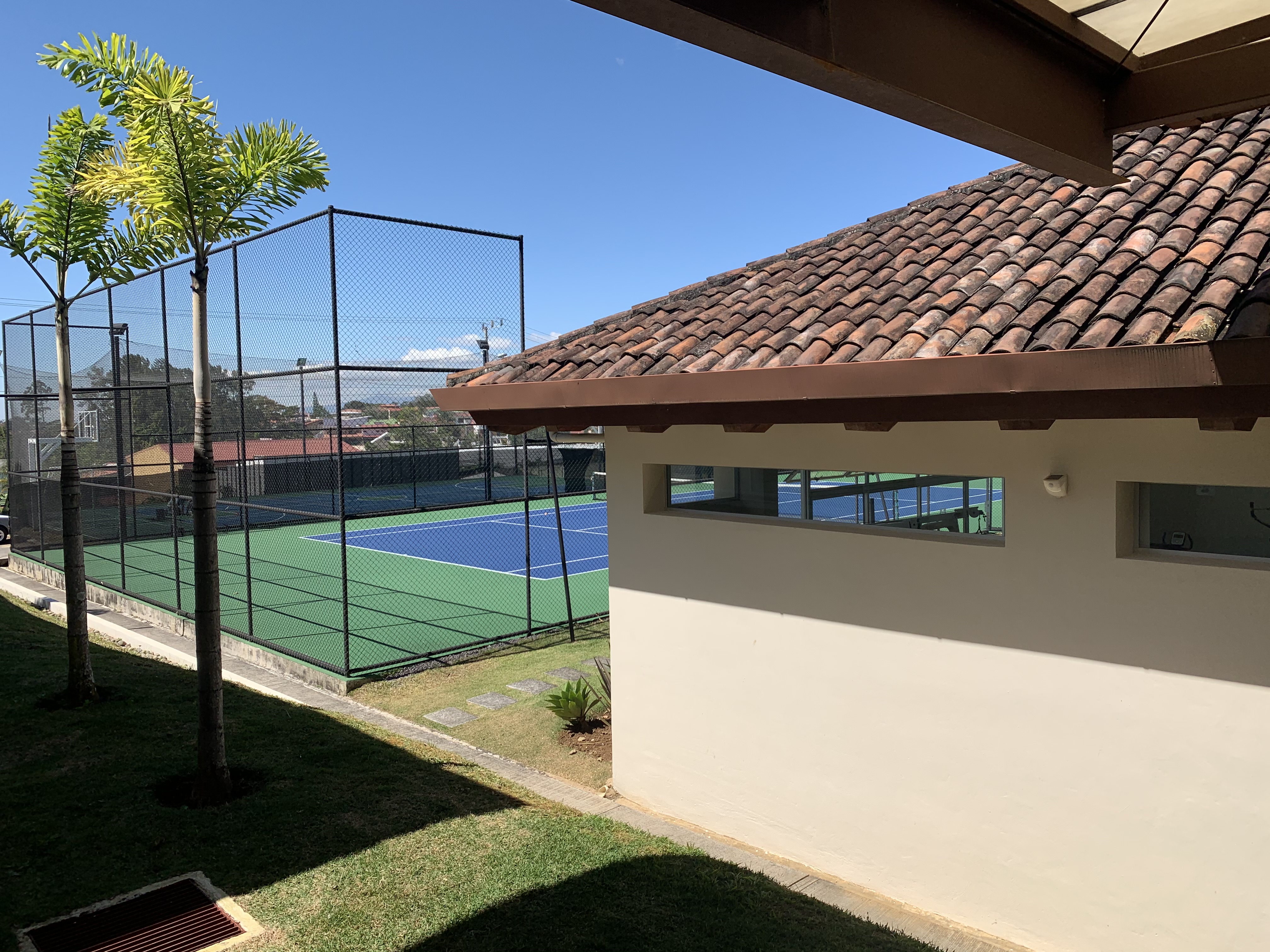 residential lot inside a gated community in curridabat view 016.jpg