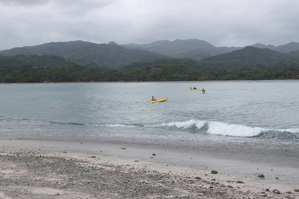 distant kayaks chora island 7.jpg