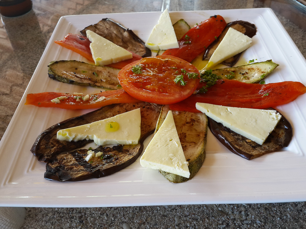 grilled veggies pizza pasta a go go samara 3.jpg