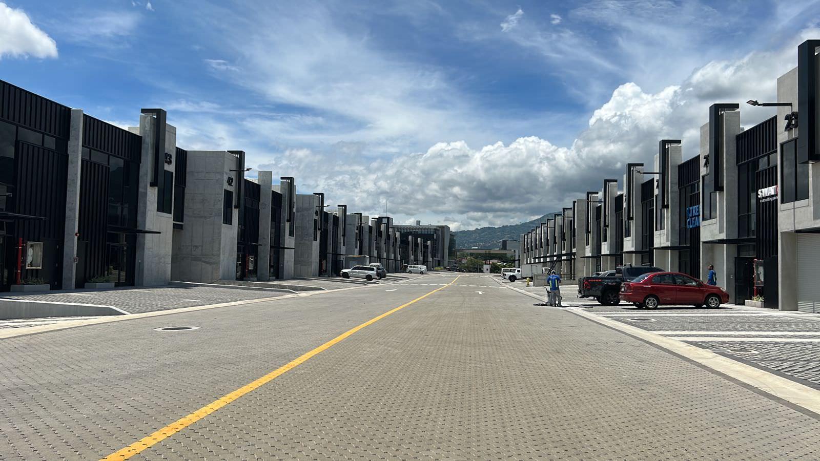 mixed used space in escazu view 018.jpeg
