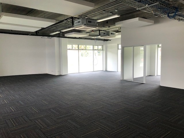 office space inside a business center in santa ana view 020.jpg