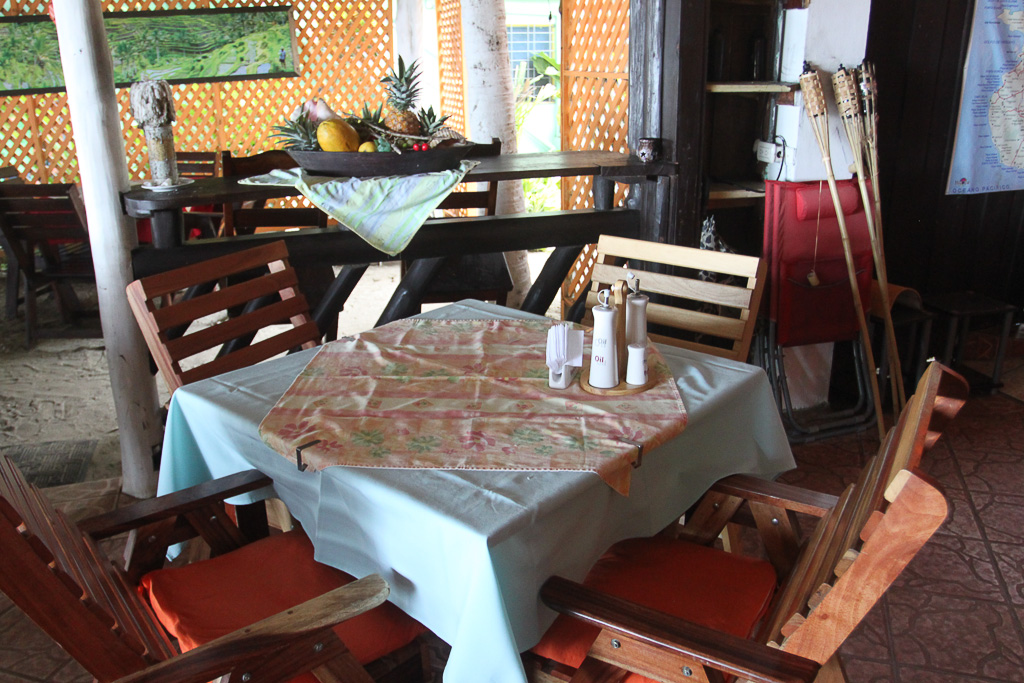 el ancla table near back 7.jpg