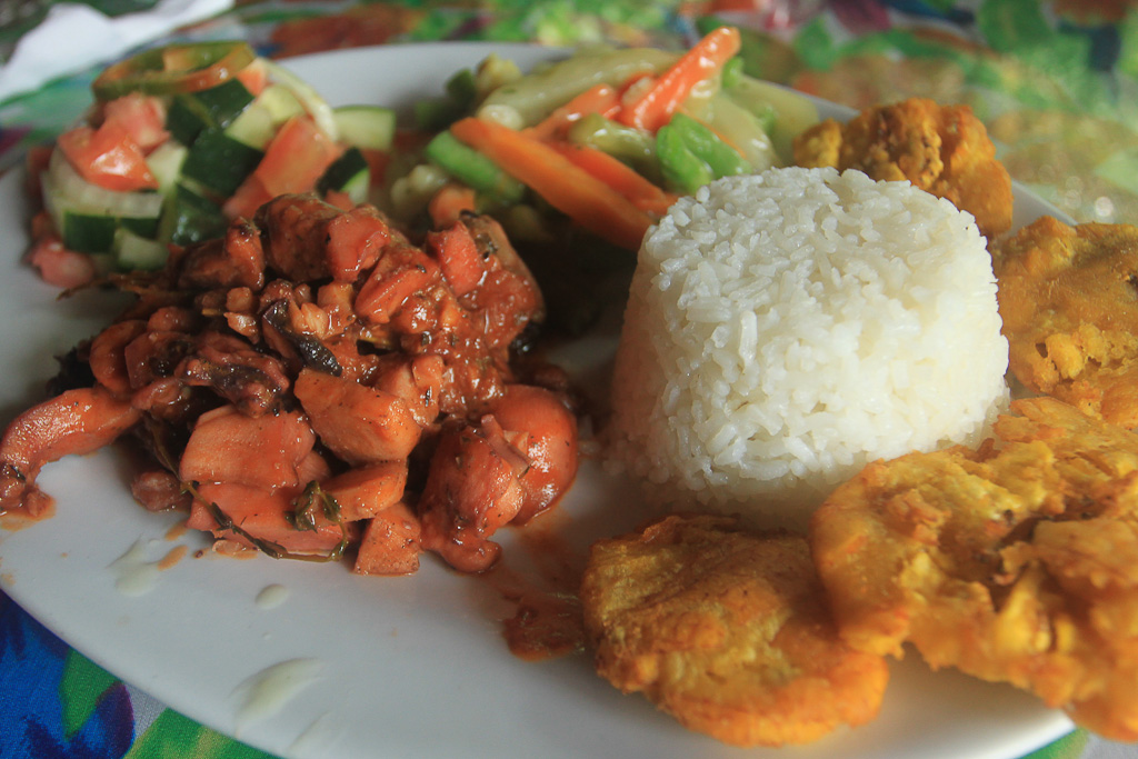 miss junies restaurant mixed seafood 2.jpg