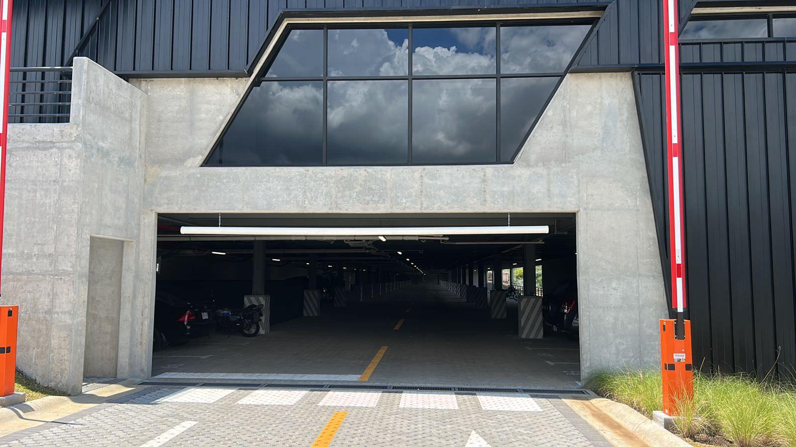 mixed used space in escazu view 017.jpeg