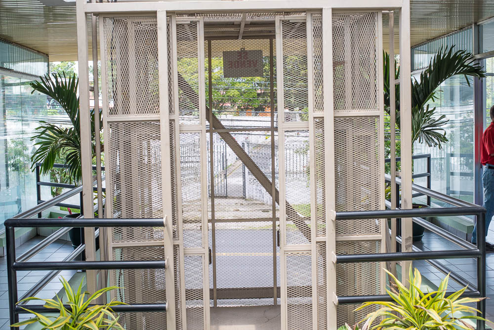 Elevator On Plaza Dorada Moravia