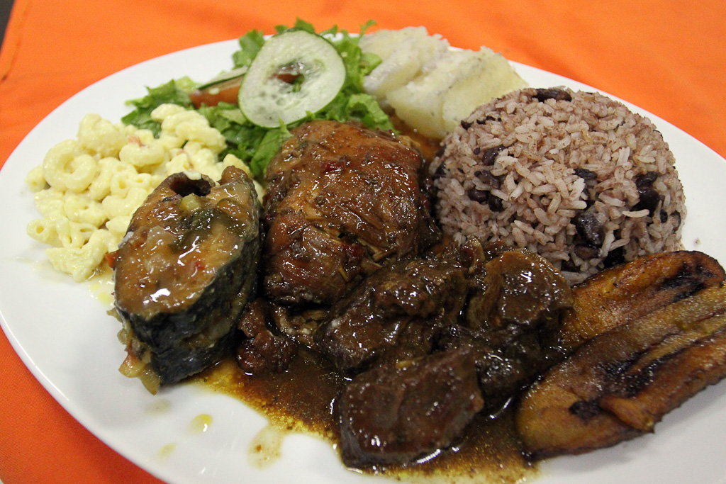 black star line dish 1.jpg