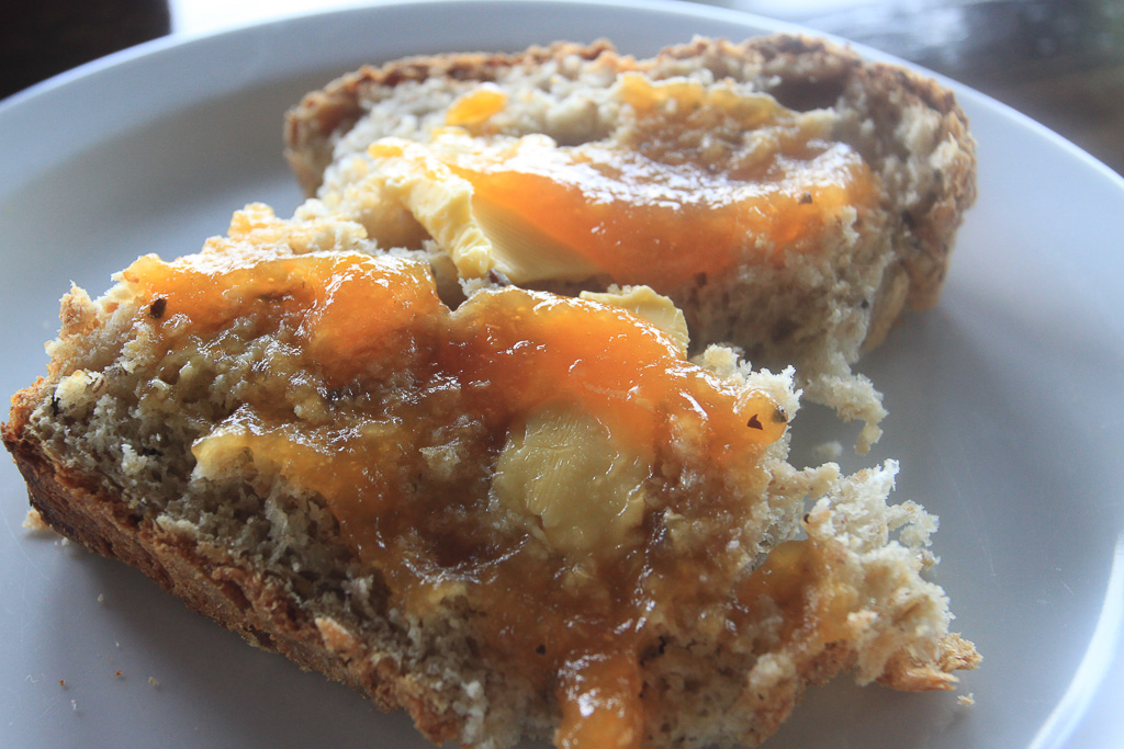 bread and homemade fruit jam6.jpg