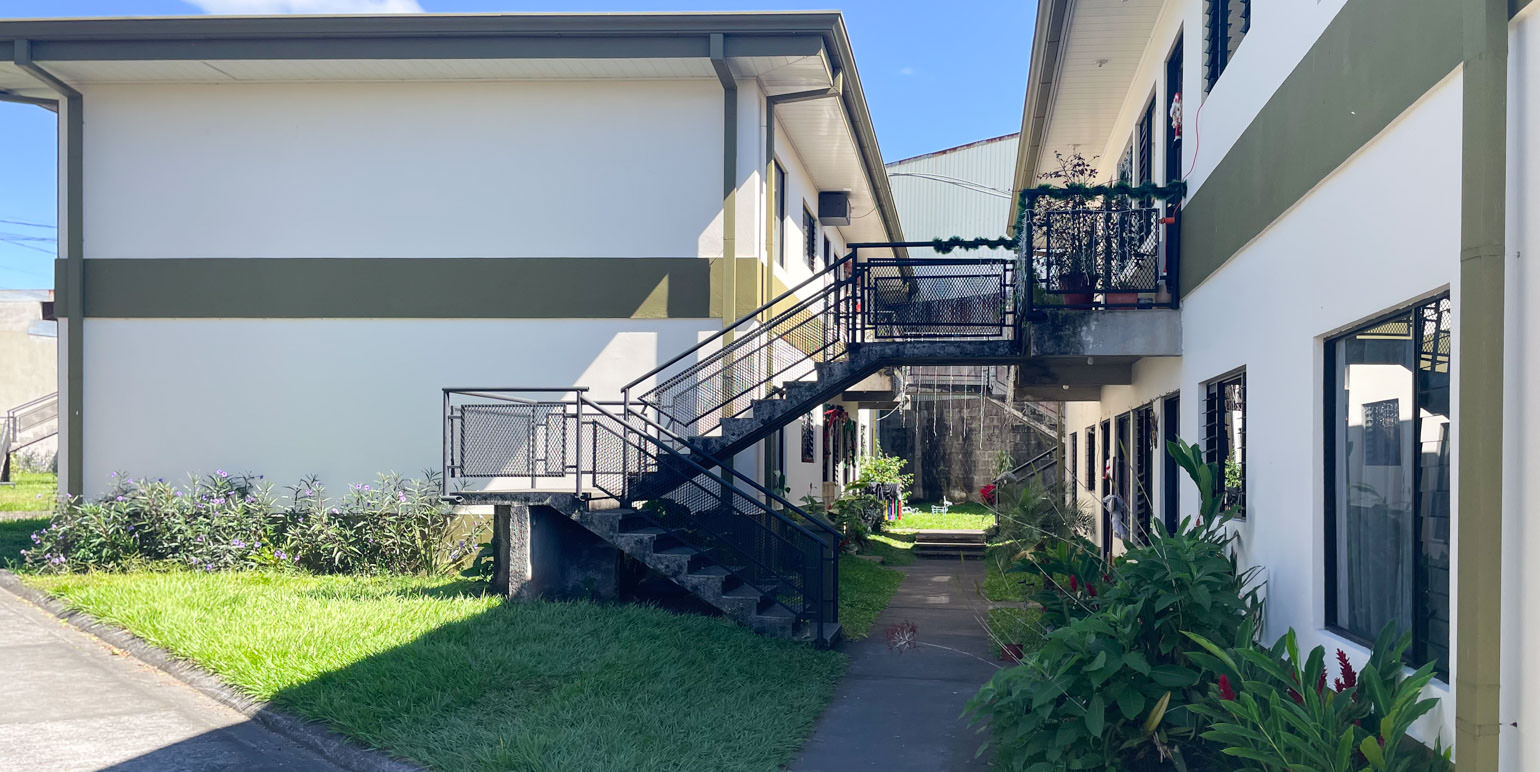 vacant apartment complex investment view 015.jpg