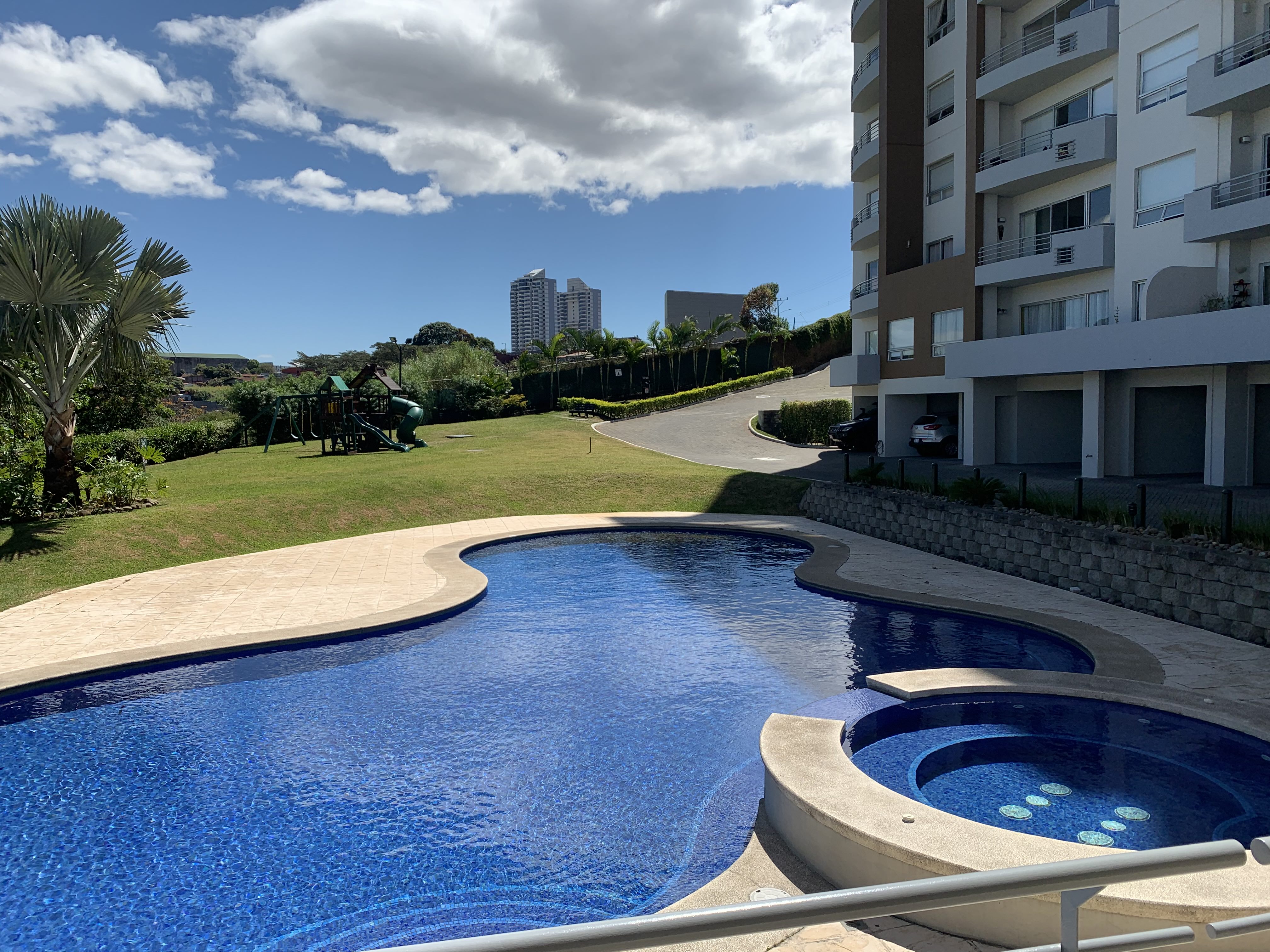 two story apartment for sale in a sabana complex view 017.jpg