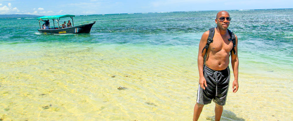 cahuita national park snorkeling hiking tour shallow waters 1.jpg