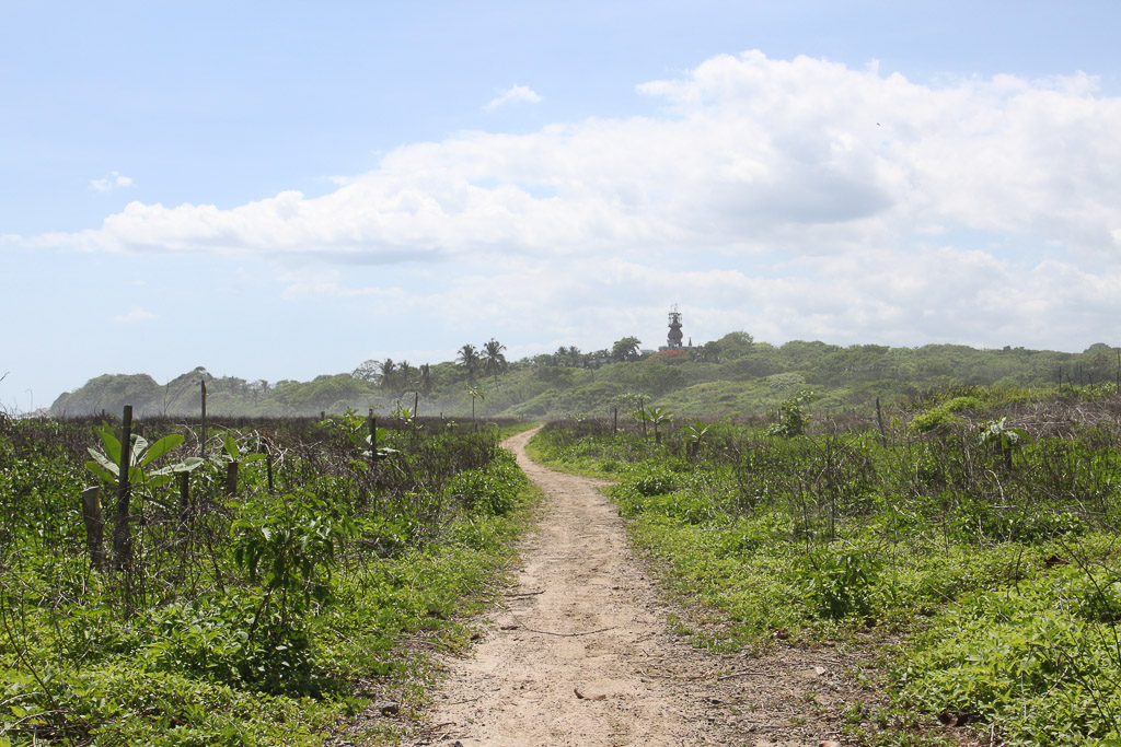 guiones path horseback5.jpg