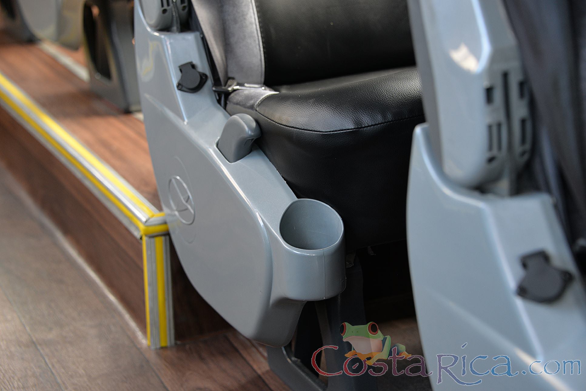 Passenger Volare Coach Bottle Holders