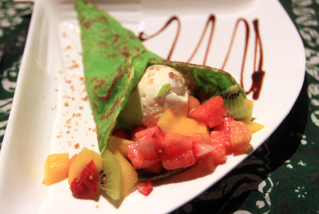 ylang ylang crepe 7.jpg