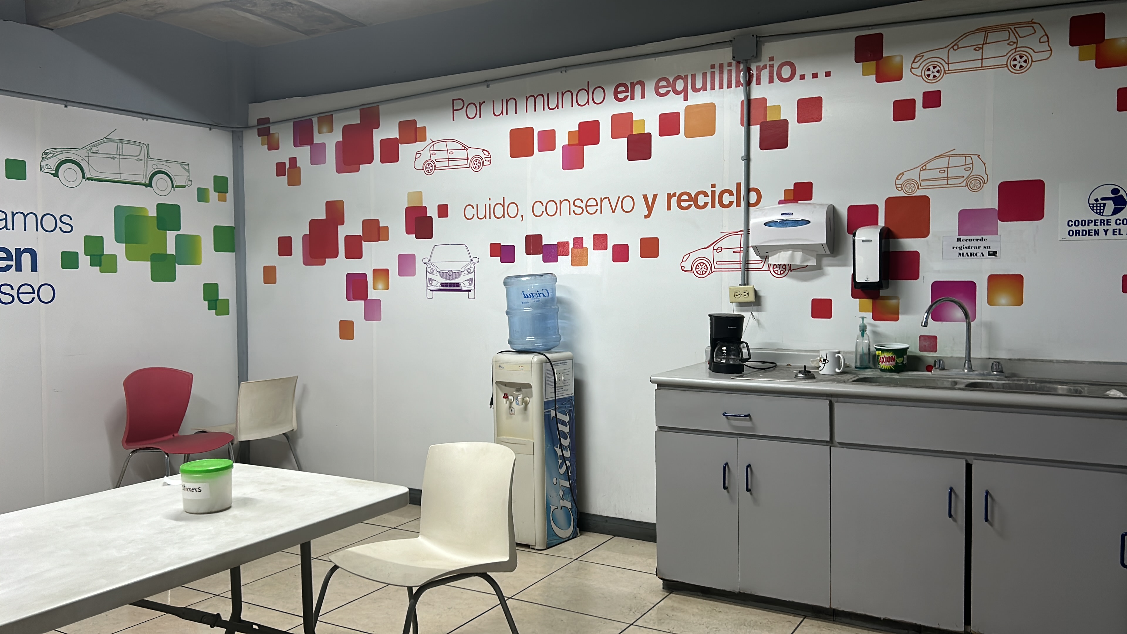 warehouse with ample parking for sale view 029.jpg