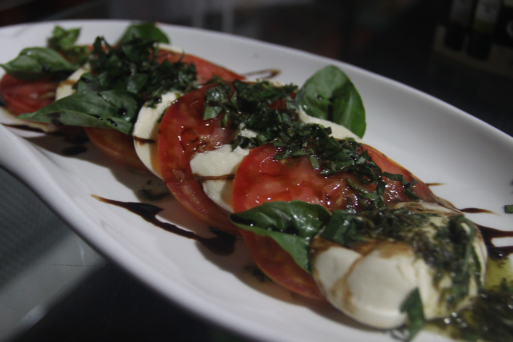 punto fusion caprese salad2.jpg