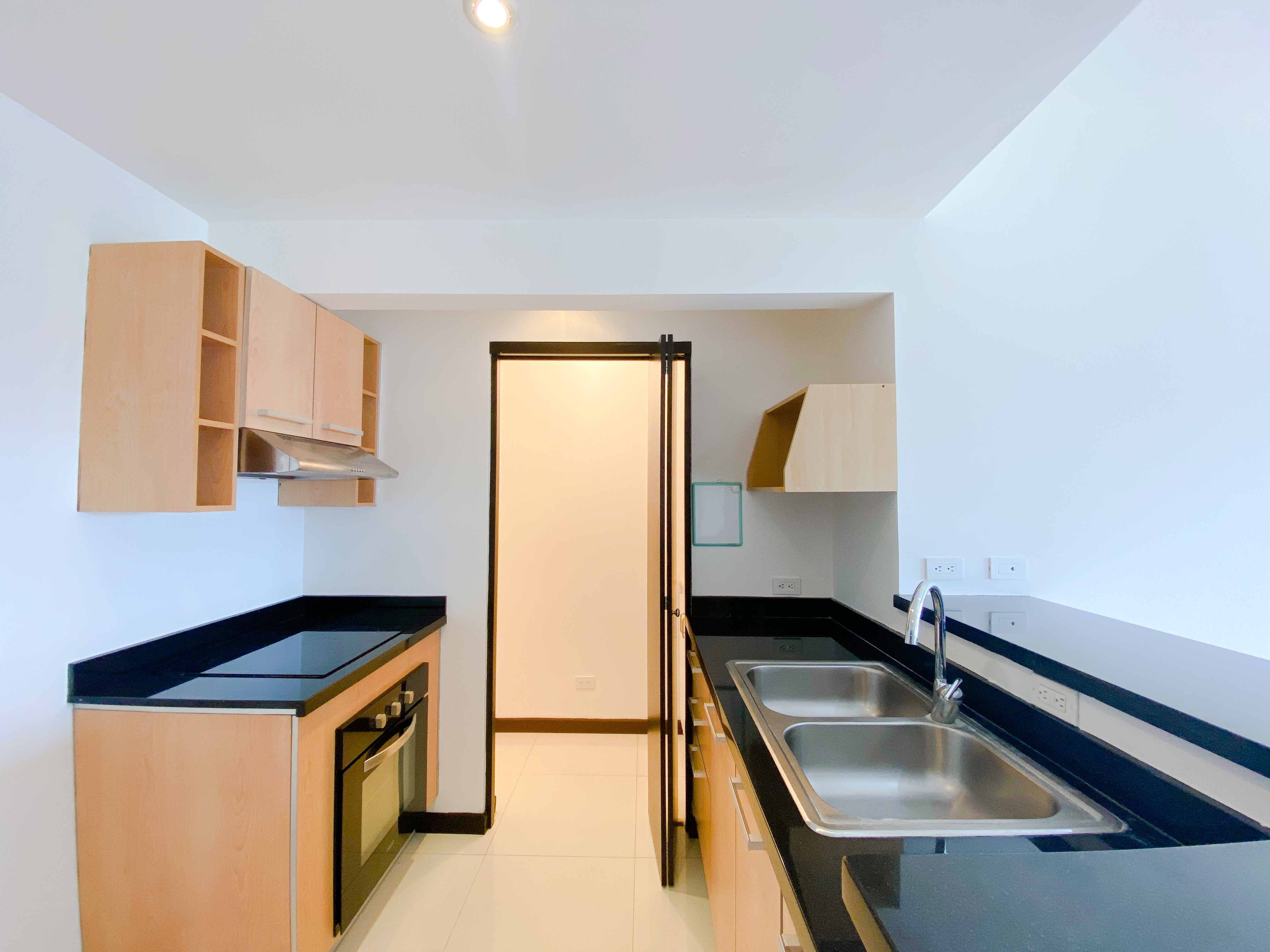 two story apartment for sale in a sabana complex view 011.jpg