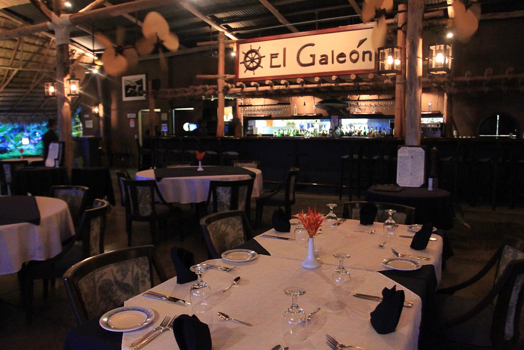 el galeon bar 1.jpg