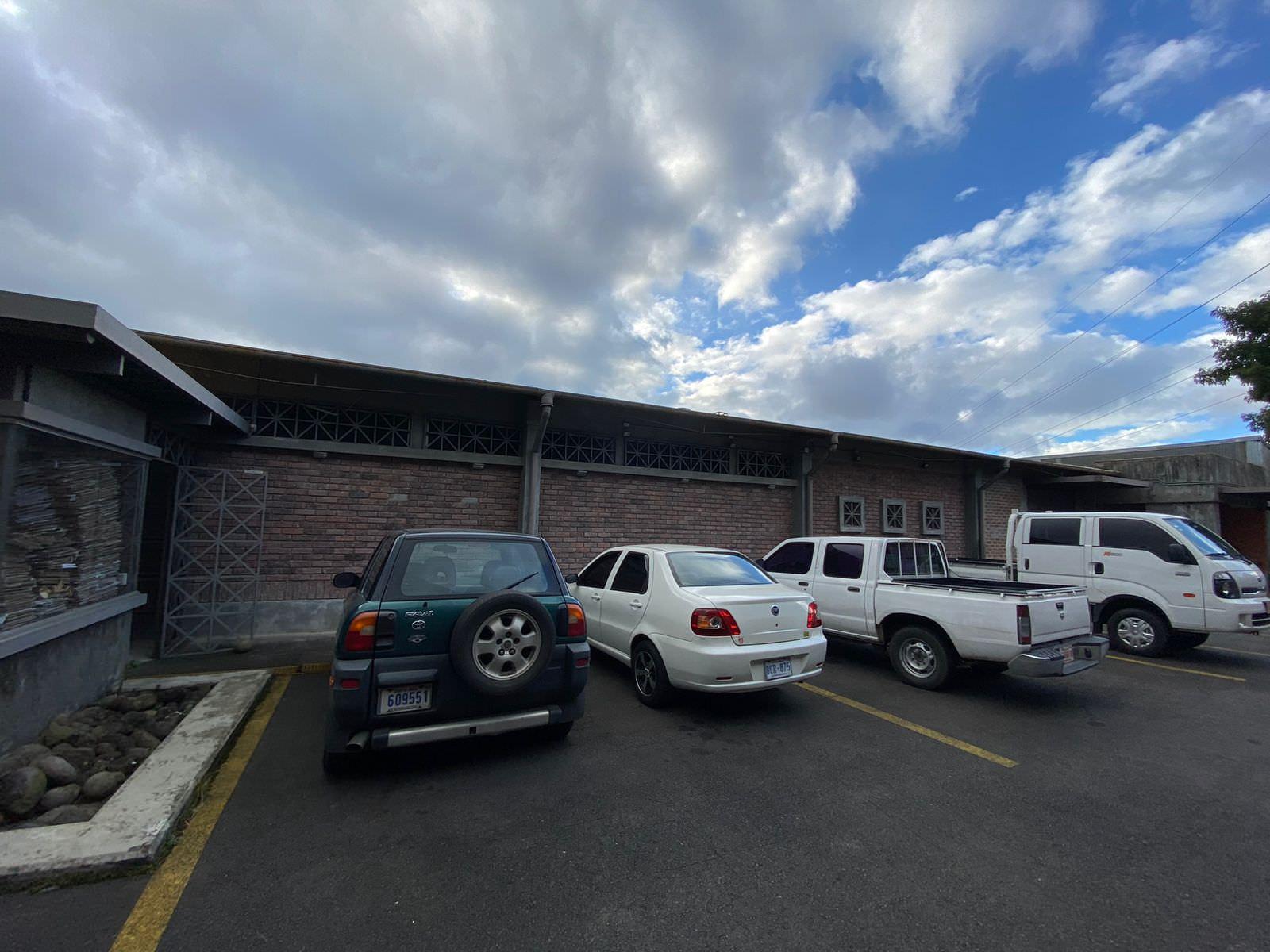 storage and distribution warehouse for lease near guadalupe view 008.jpeg