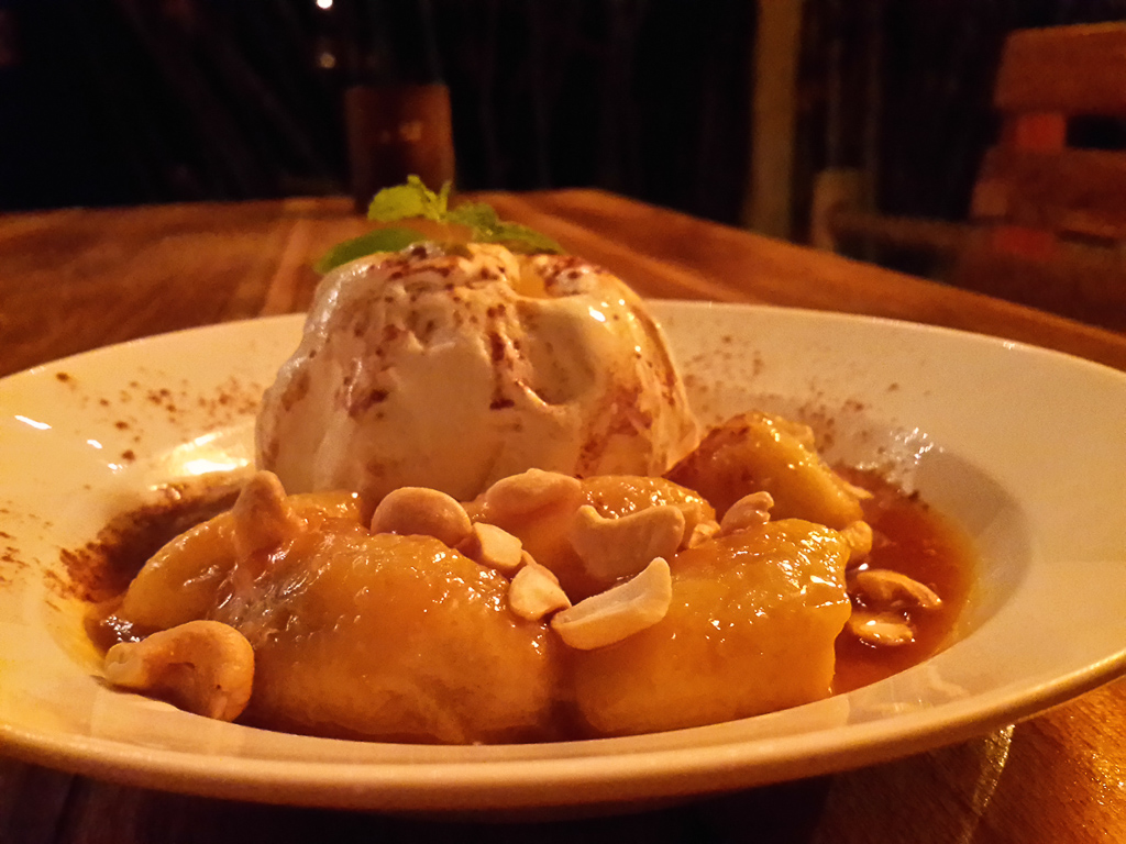 banana flambe kojis 7.jpg