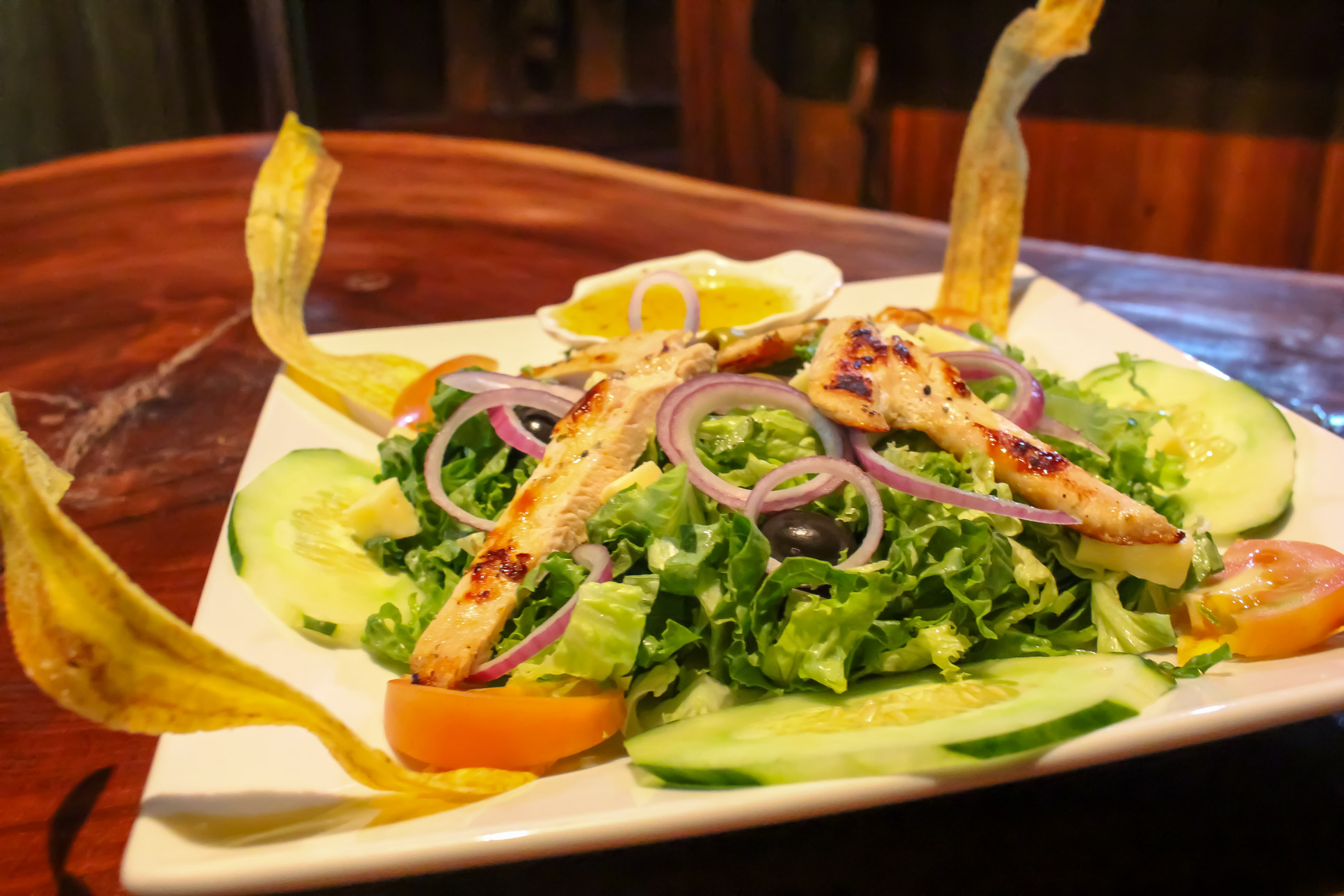 grilled chicken salad 4.jpg