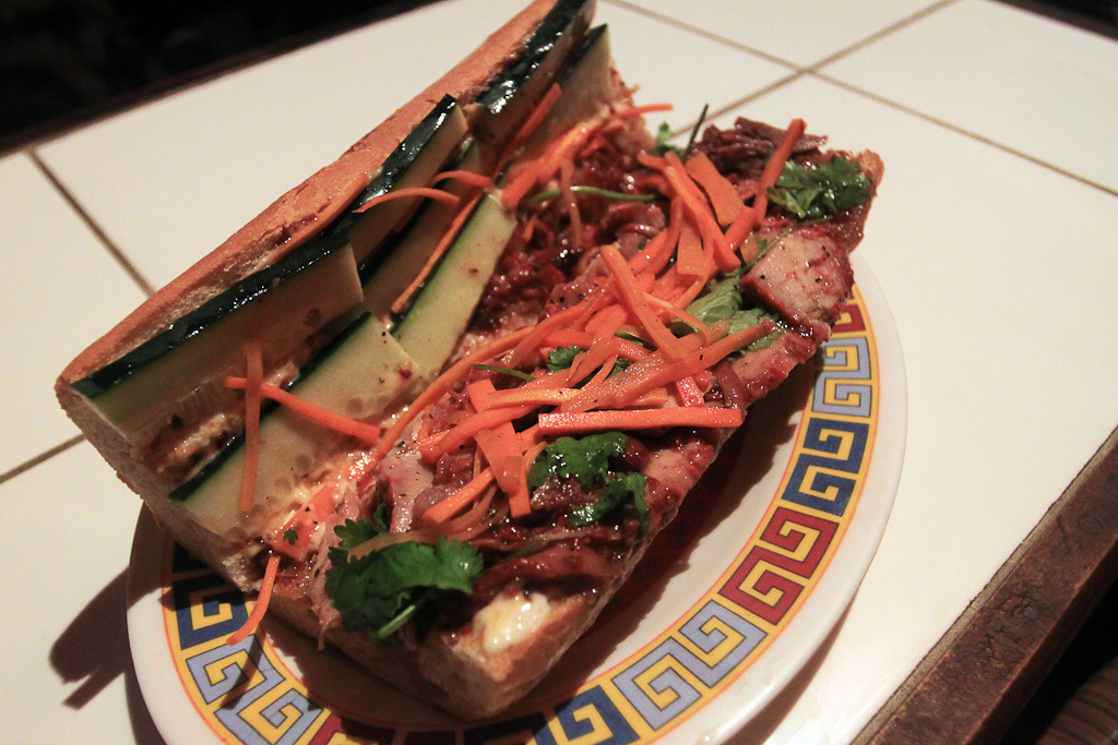 ngo restaurant inside bahn mi 2.jpg
