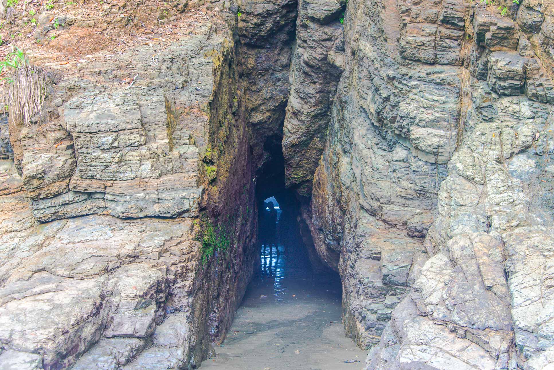Ventanas Beach Cavern Waterfall Tour Manuel Antonio