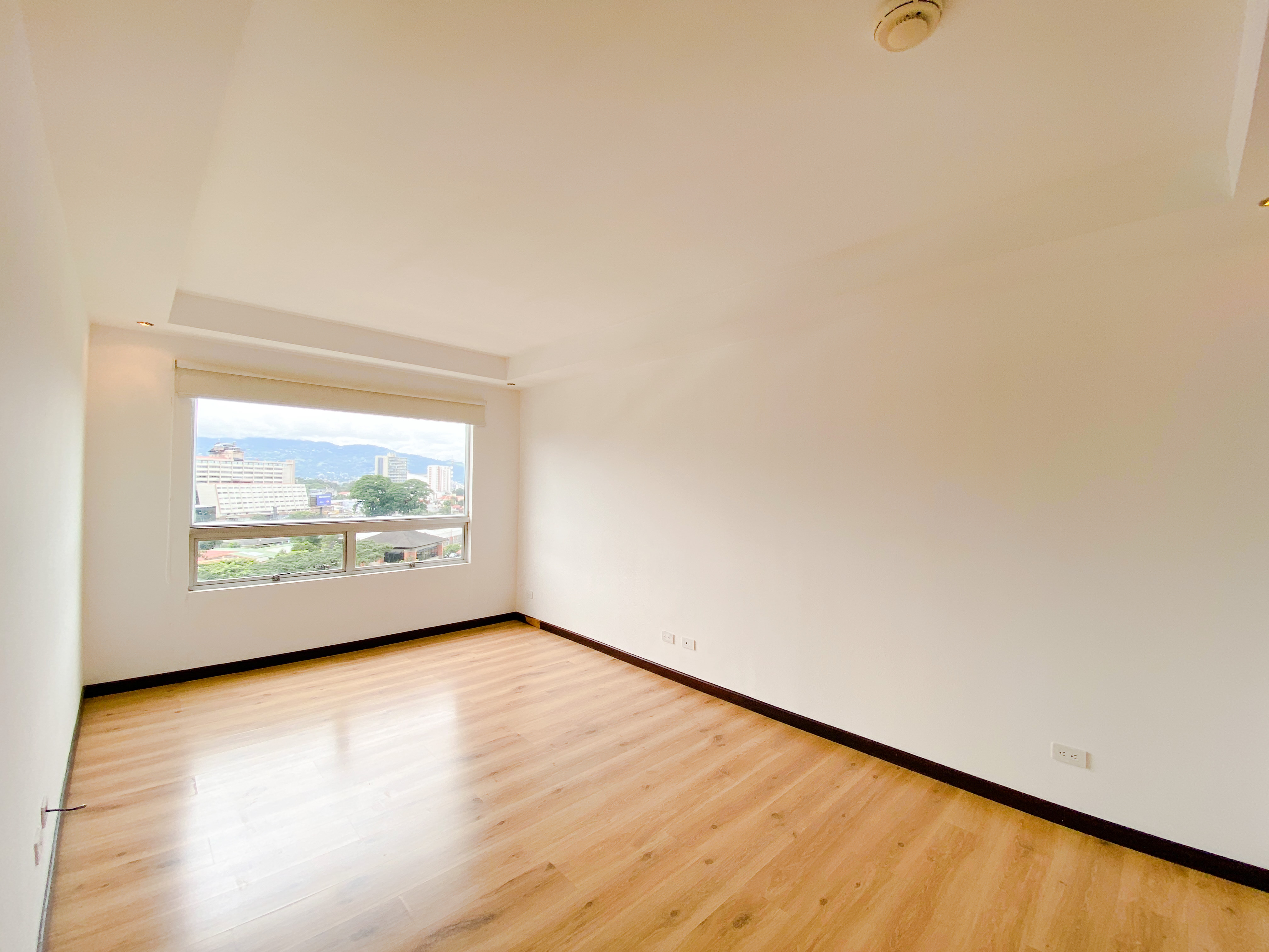 skyline penthouse in sabana norte view 007.jpg