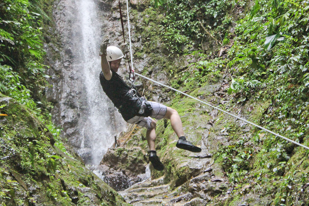 lost canyon rappel 3.jpg