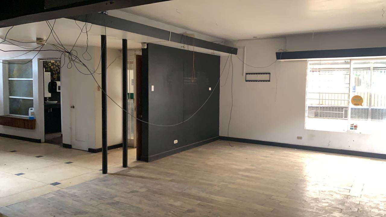 elegant brick and wood residence for sale or lease in san jose view 010.jpg