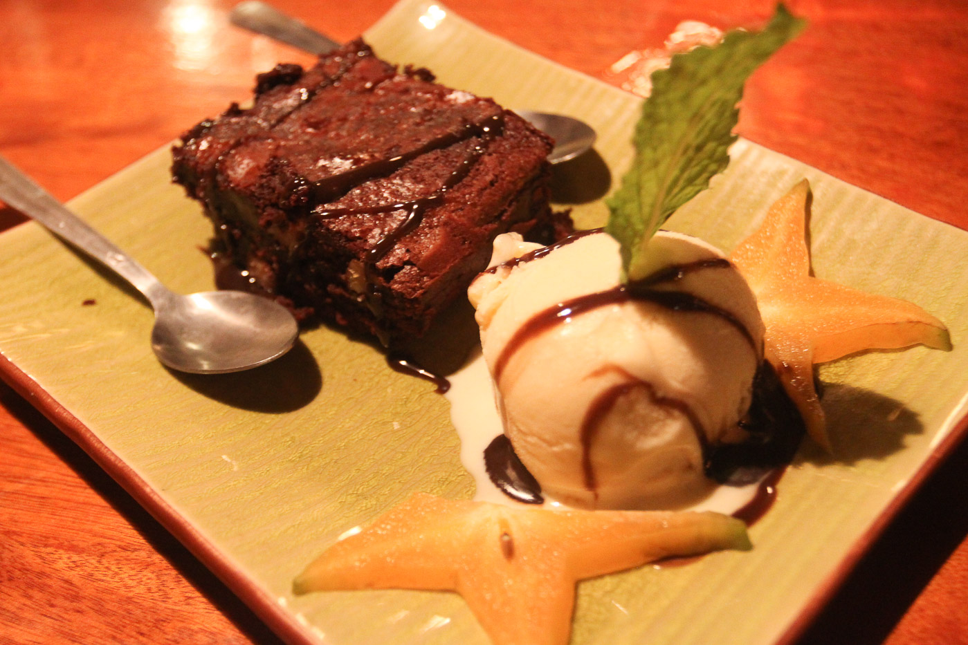 Brownie With Walnuts