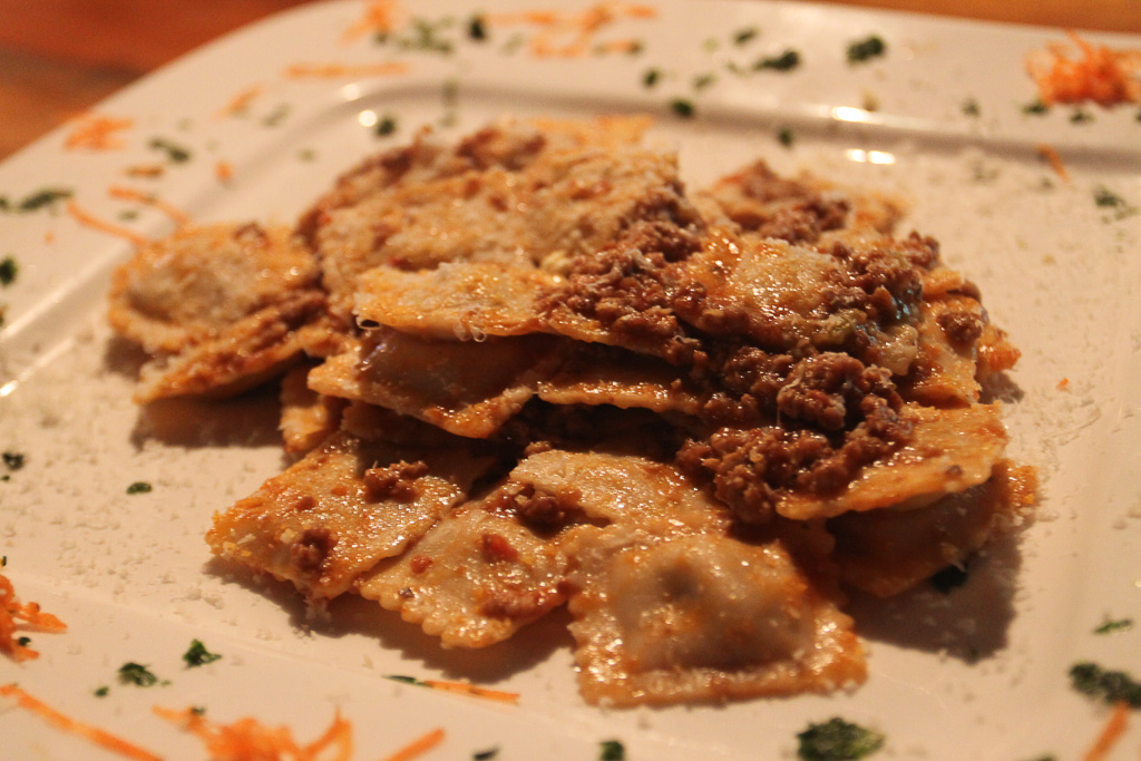 ravioli bolognese mr lelluz 2.jpg
