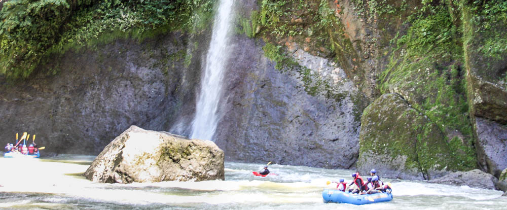 pacuare waterfall 1.jpg