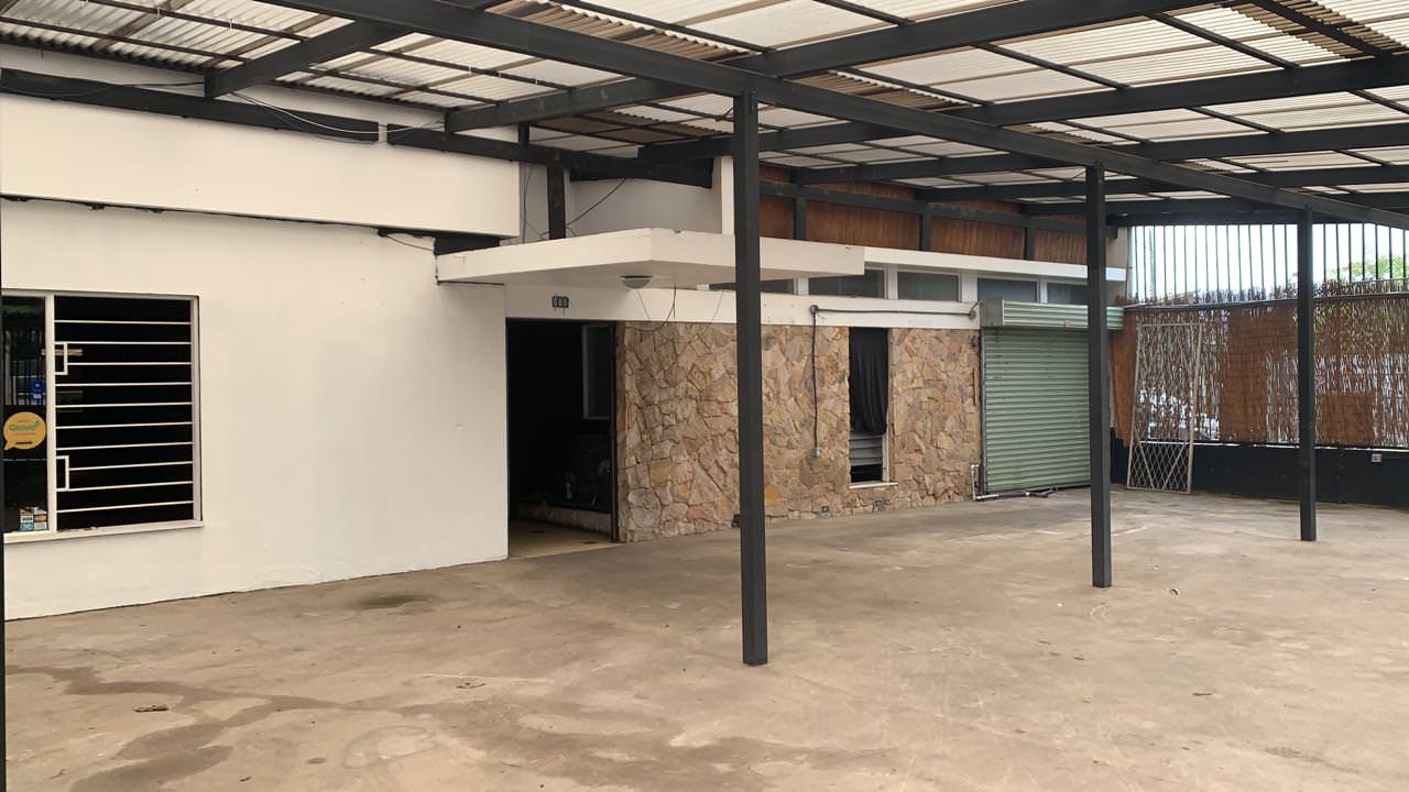 elegant brick and wood residence for sale or lease in san jose view 021.jpg