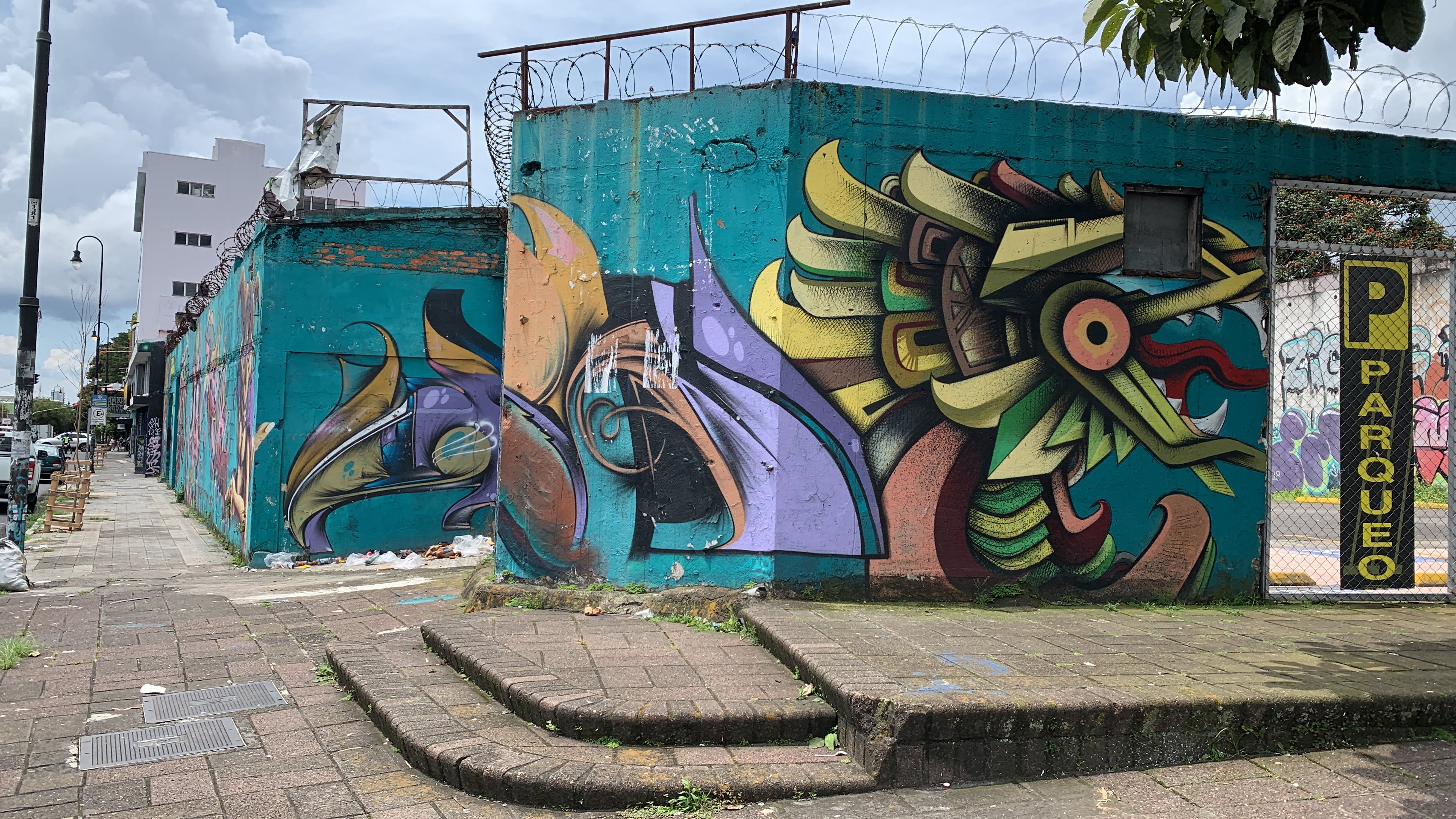 corner lot in la california view 001.jpg