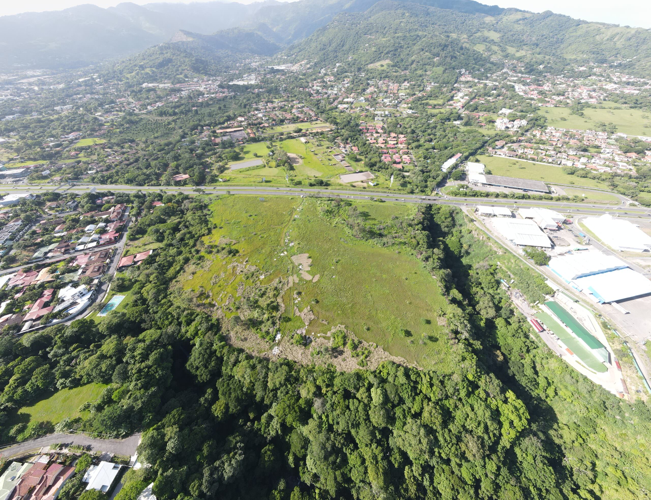 mixed used land in front of the highway 27 for sale in santa ana view 005.jpg