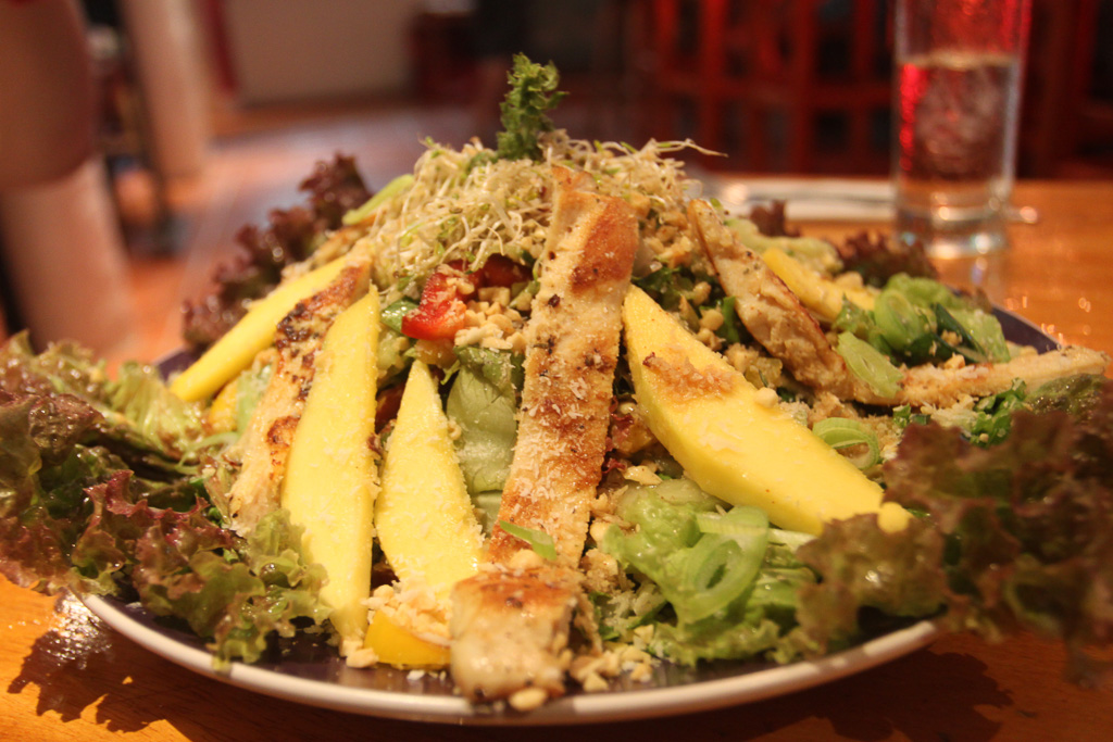 thai chicken salad2.jpg