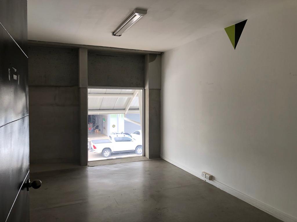 office space inside a business center in santa ana view 011.jpg