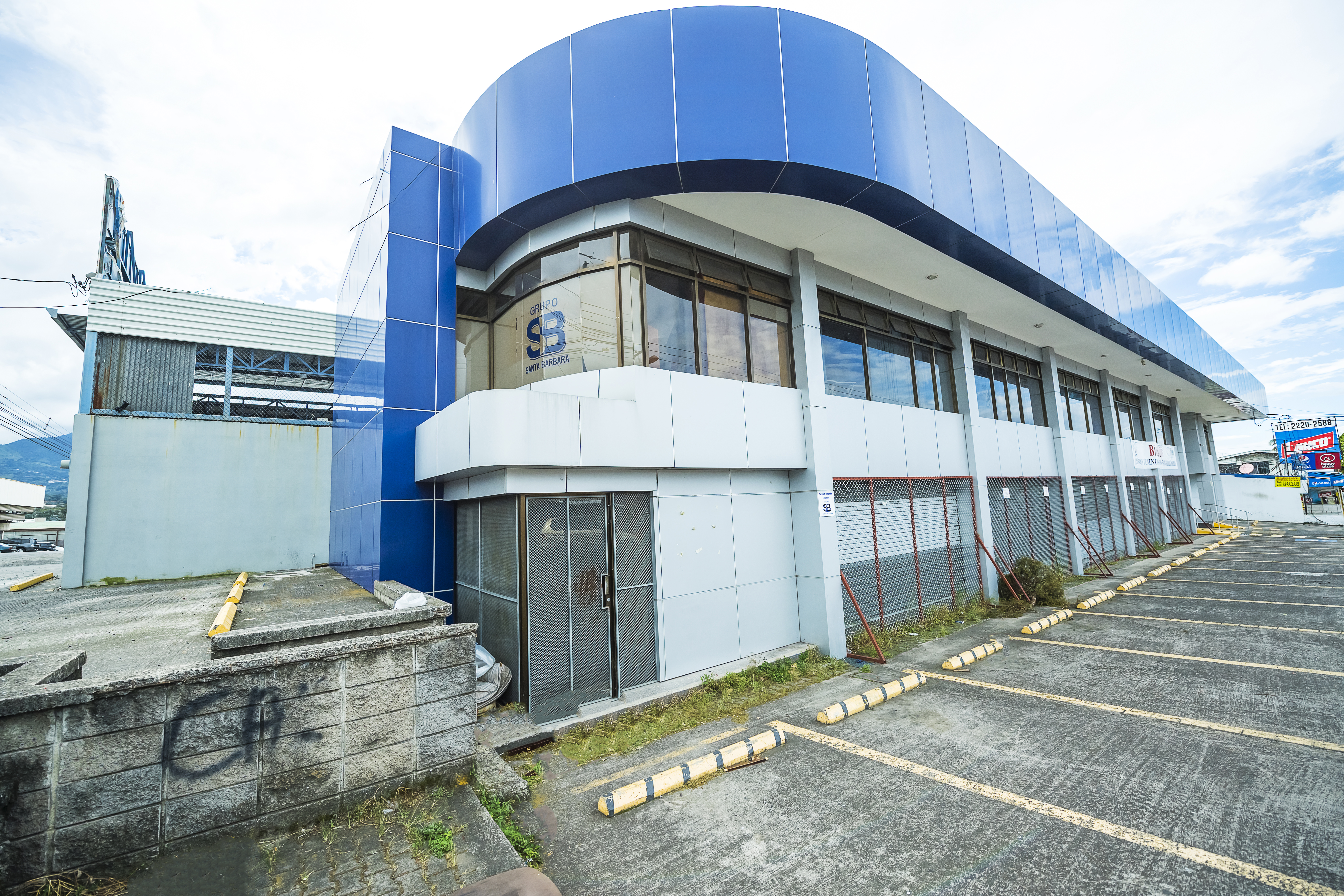 spacious warehouse for lease or sale in pavas view 003.jpg