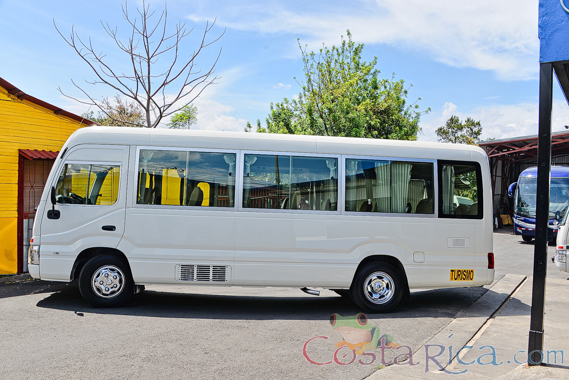 Passenger Coaster Van Lateral View