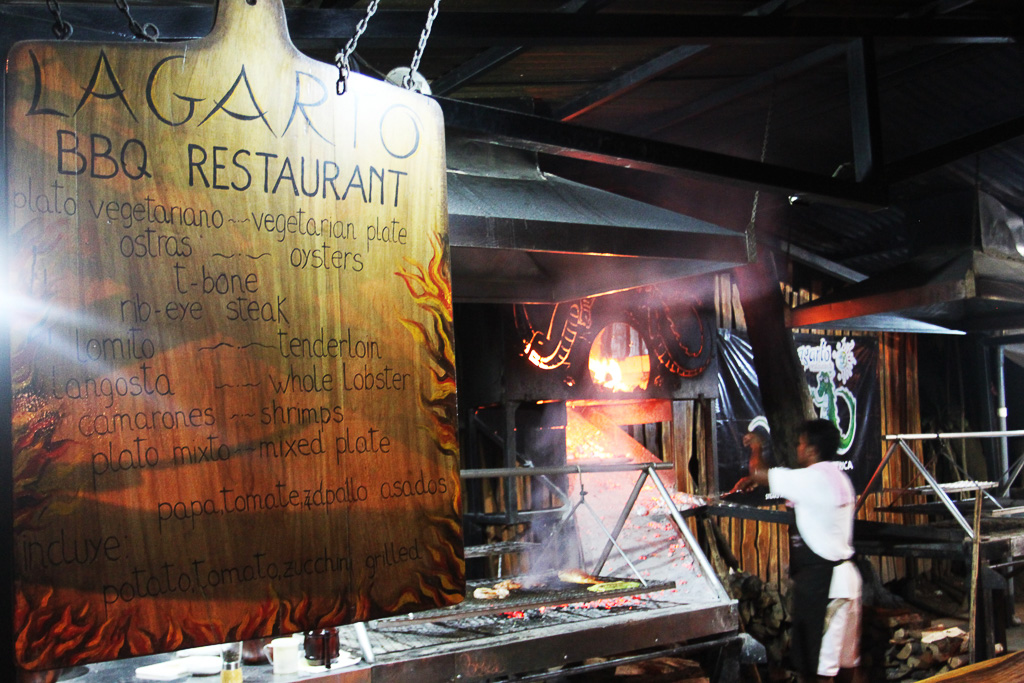 lagarto bbq sign 1.jpg