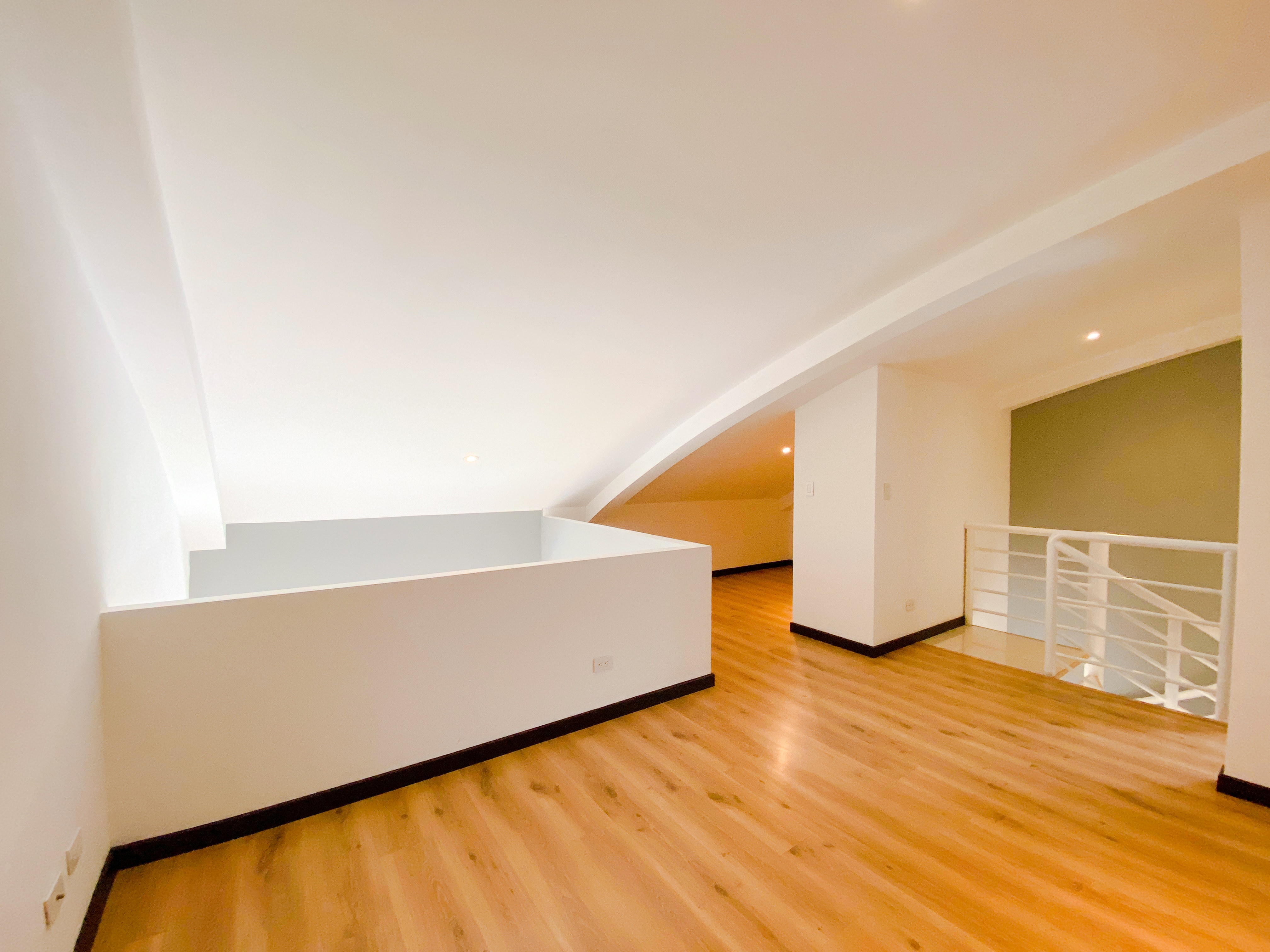 two story apartment for sale in a sabana complex view 013.jpg