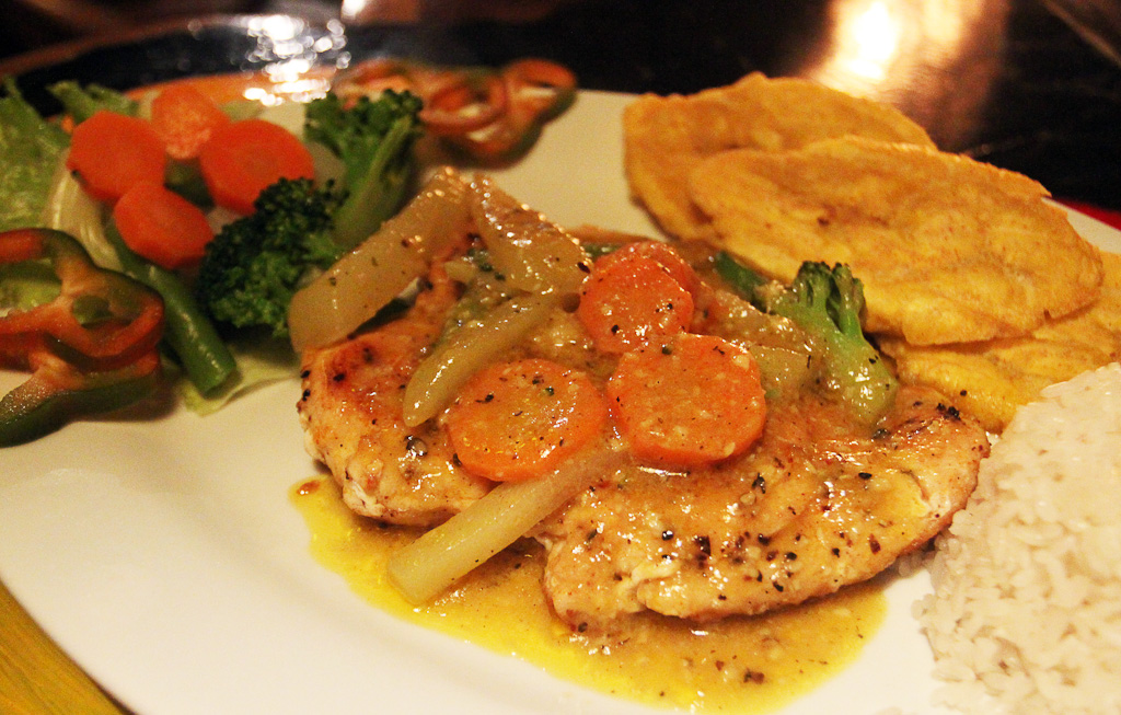 robertos restaurant garlic butter chicken 6.jpg
