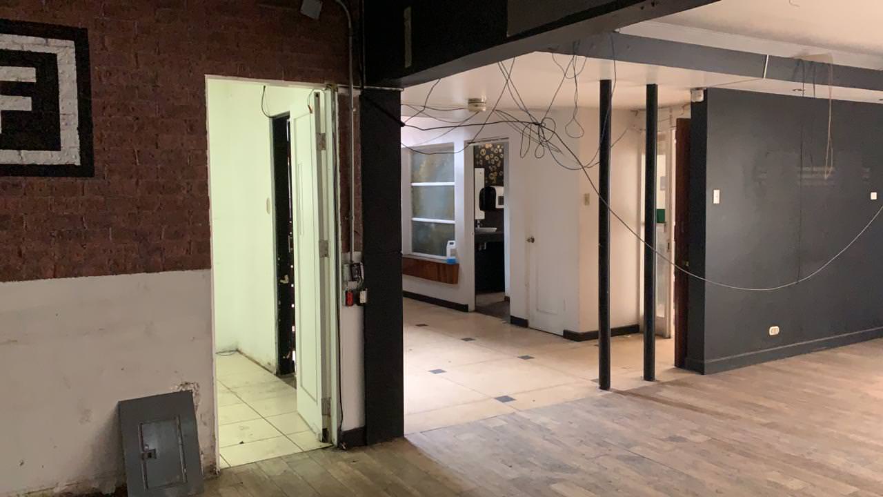 elegant brick and wood residence for sale or lease in san jose view 012.jpg