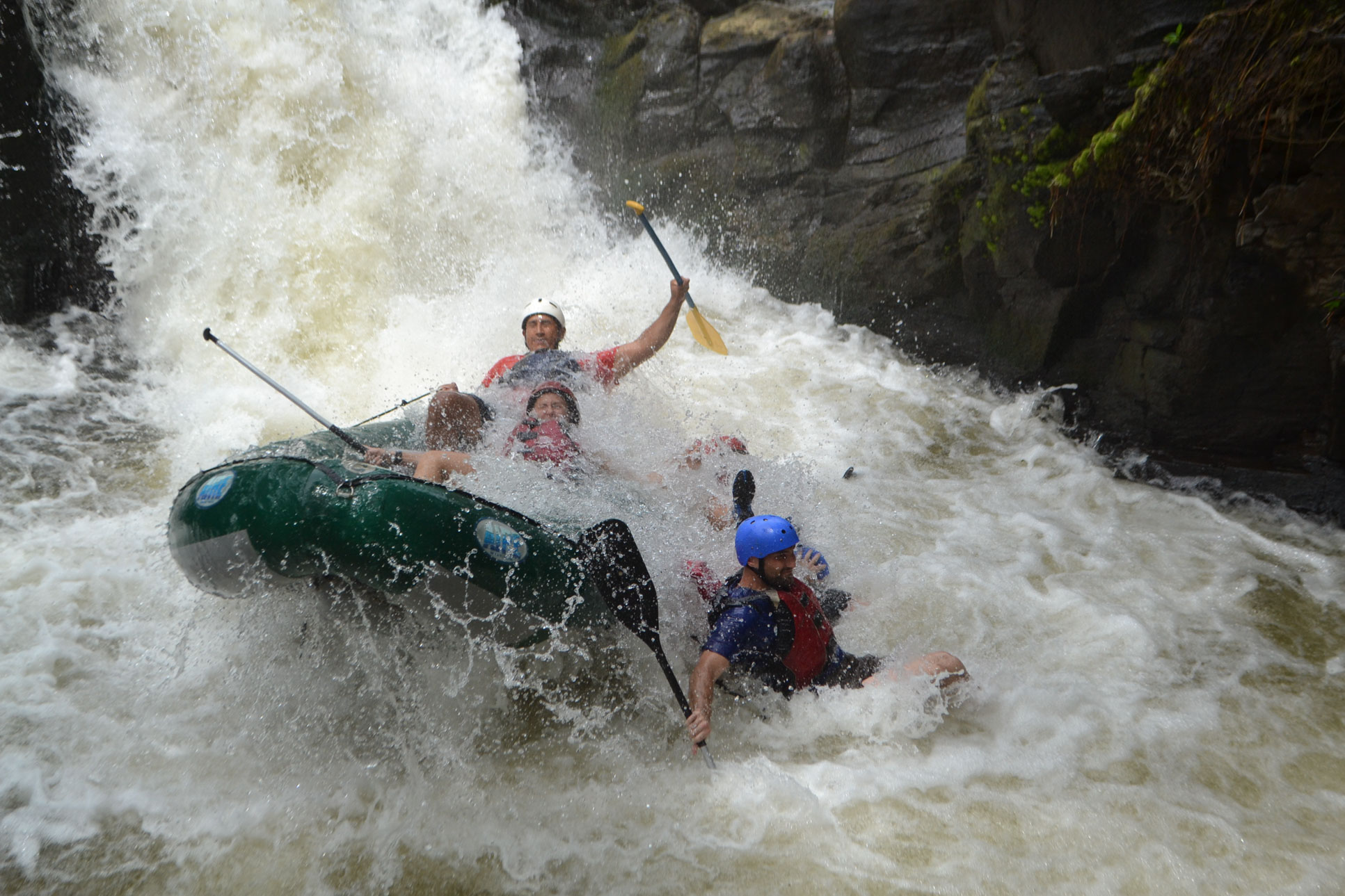 splashing out raft tenorio 3.jpg