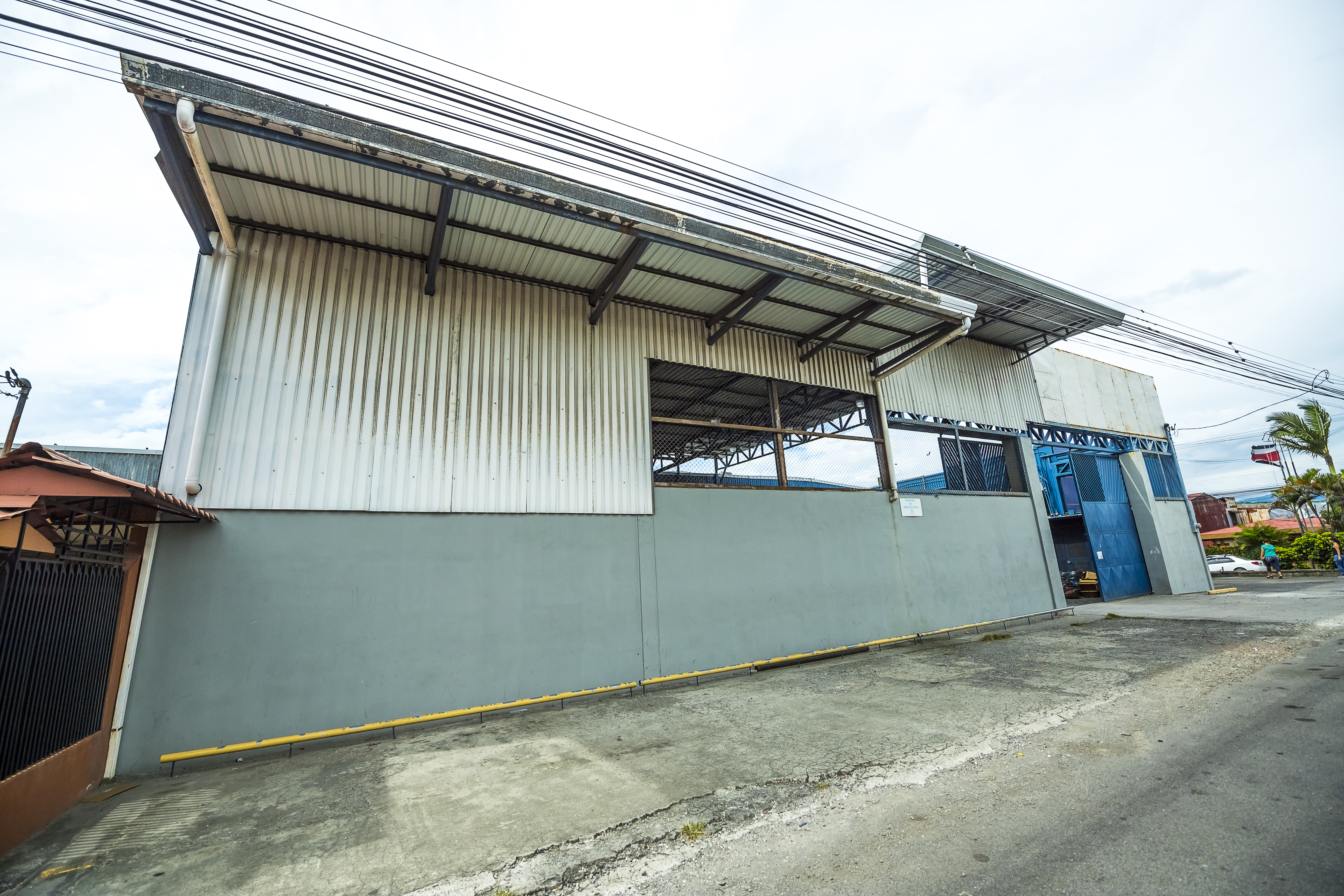 spacious warehouse for lease or sale in pavas view 004.jpg