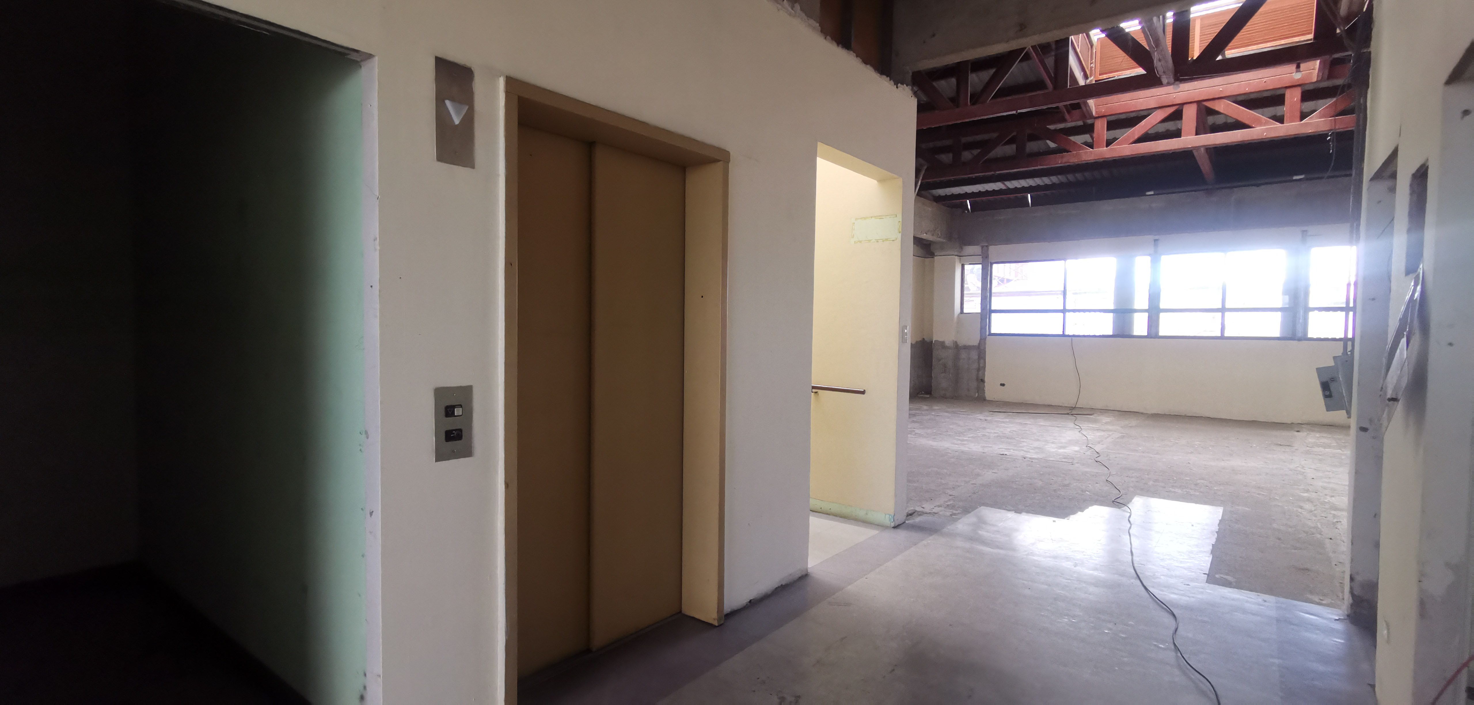 vacant three floor building in san francisco de dos rios view 008.jpg