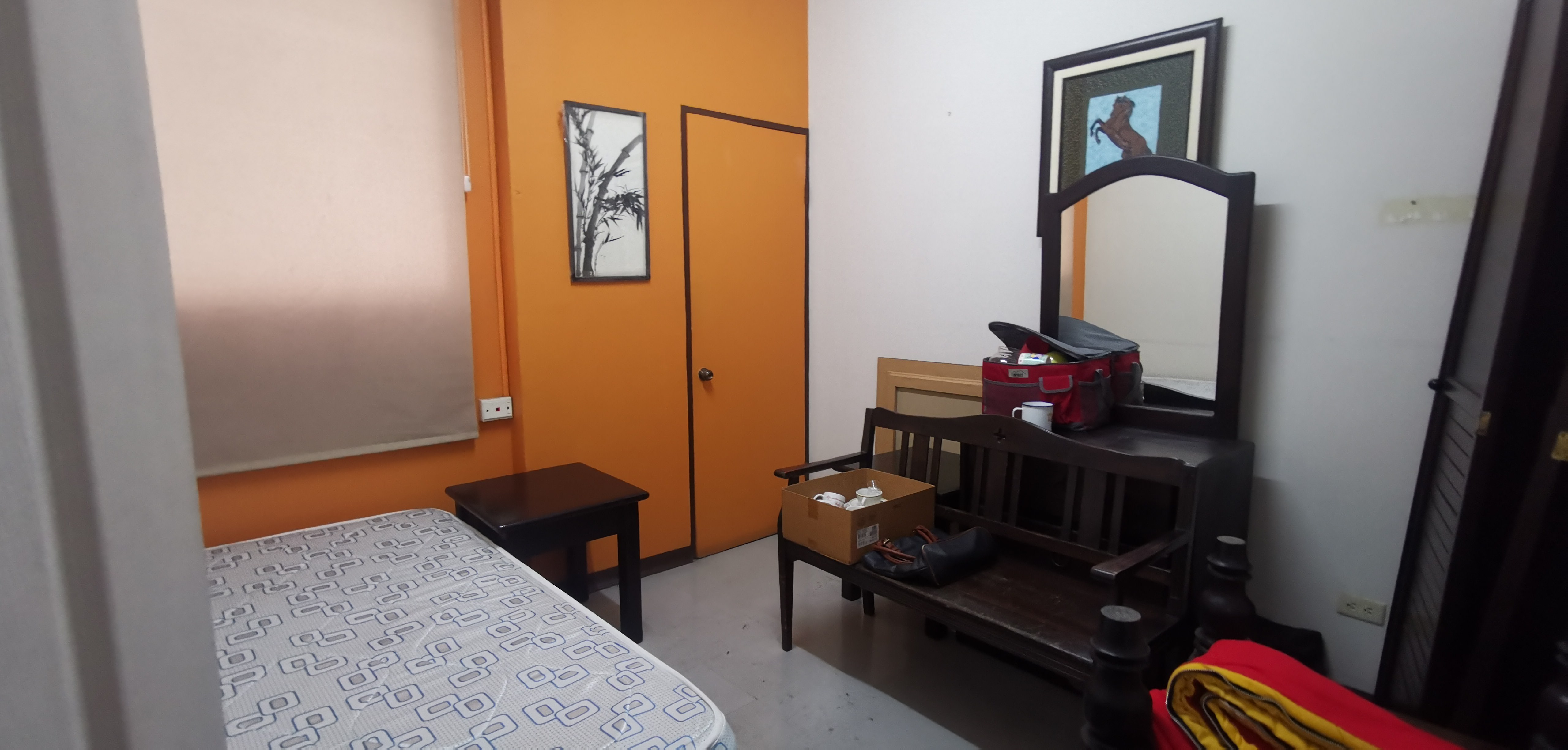 vacant three floor building in san francisco de dos rios view 002.jpg